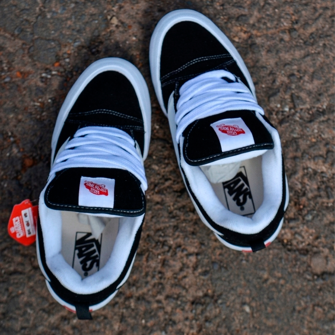 Imagem de VANS KNU SKOOL PRETO/BRANCO