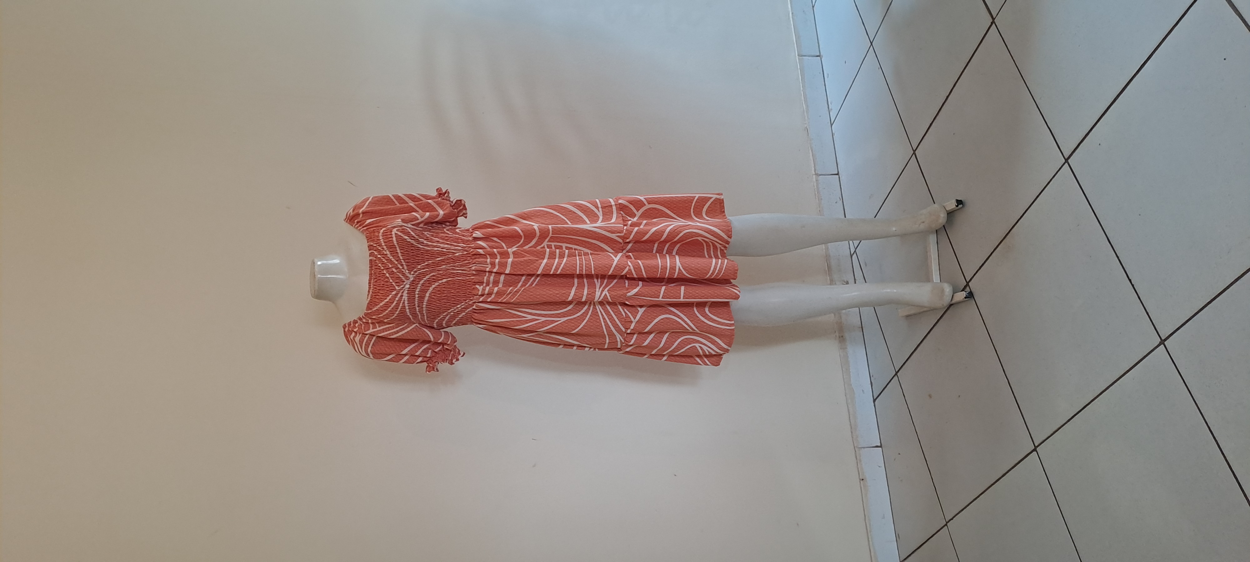 Imagem de Vestido curto  cedinha 